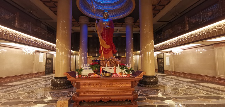 骨灰存放架的智能化就看兩個(gè)要素，操作是否簡(jiǎn)單？管理變得方便？